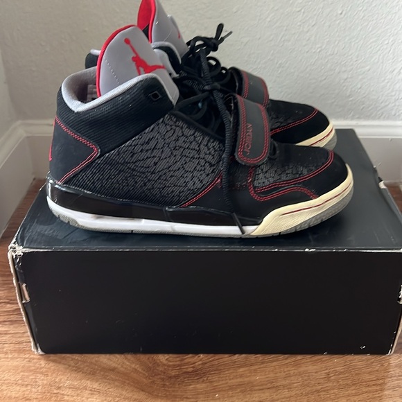 Jordan Flight 97 - Picture 3 of 6